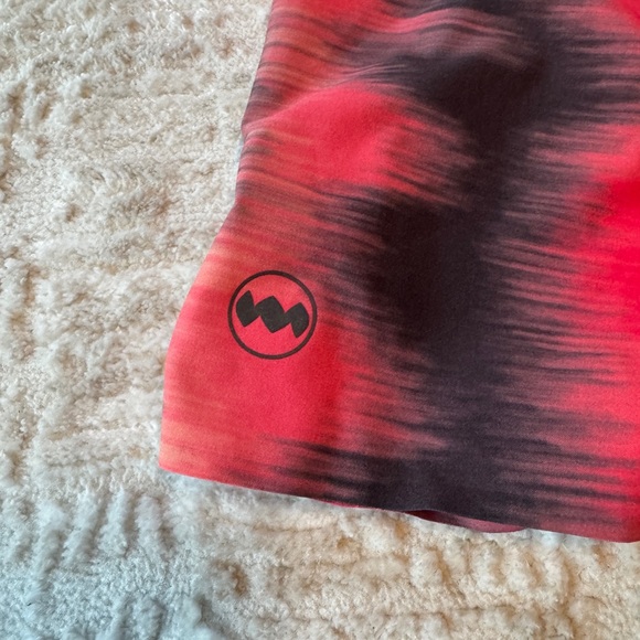 Janji Men’s AFO 5" Middle Short XL Red Black Ikat Print Running Training Trail - Picture 8 of 11